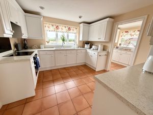 Photo 11- click for photo gallery